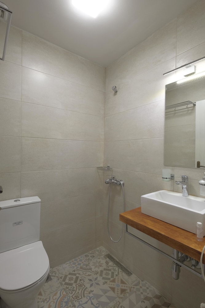 Single Room photo 3