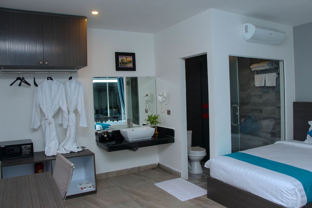 Deluxe Twin Room photo 1