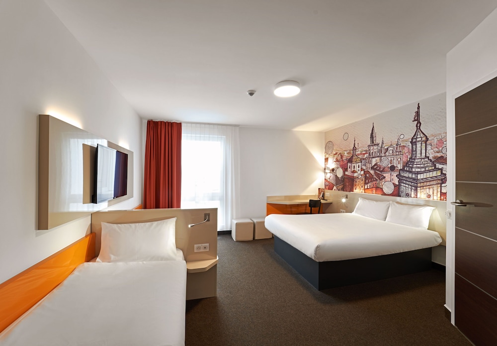 Standard Quadruple Room - Photo 1
