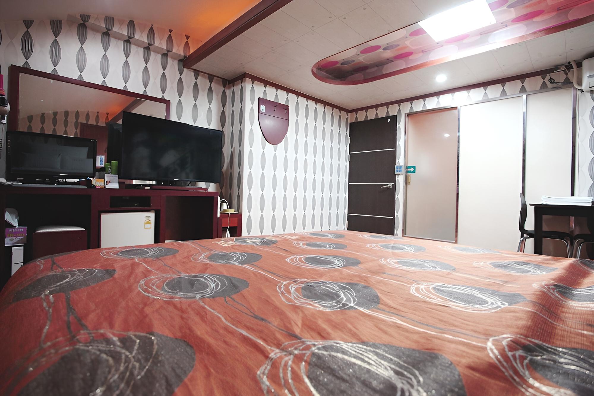 Room (Special Room) - Photo 3