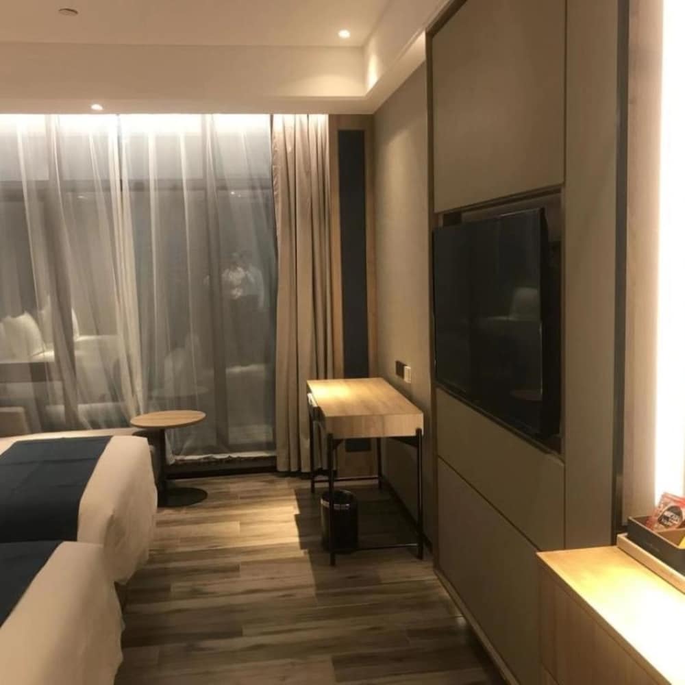 Classic Twin Room (No Window)