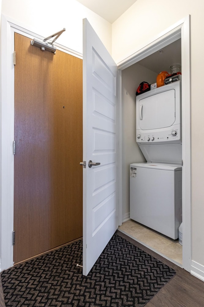 Premium 1 Bed w Rental Car Netflix Amazon, Foto 12