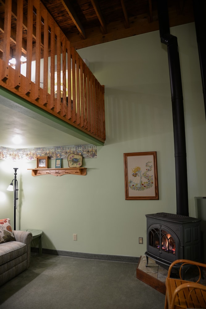 Garden Loft Suite photo 3