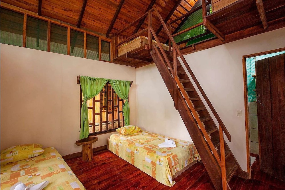 Family Quadruple Room, Multiple Beds, Garden View photo 2