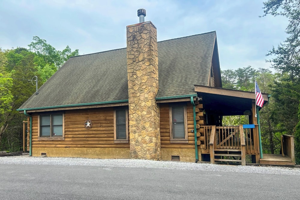 House (2 Bedrooms)