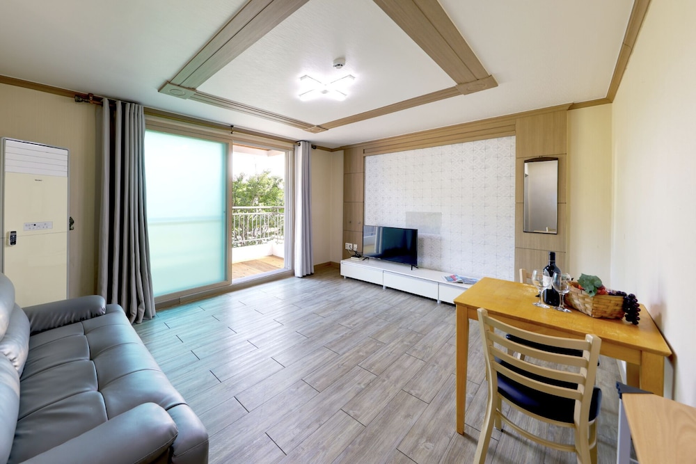Standard Room photo 1