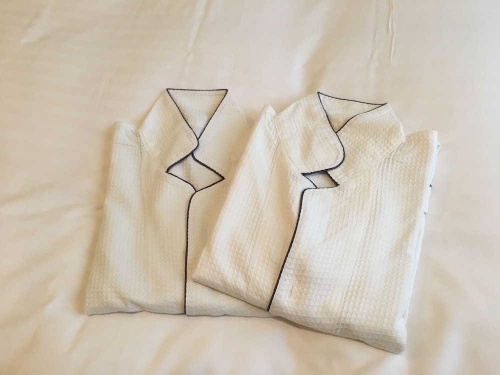 Semi-Double Room, Non-Smoking  (Large Single Bed) - Photo 11
