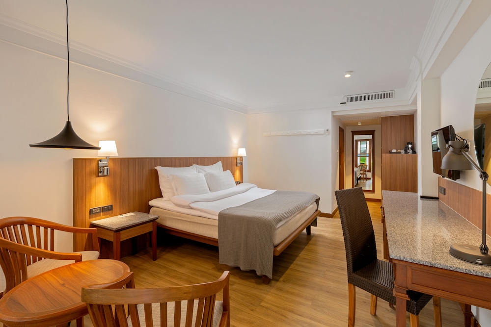 Deluxe Room, Terrace, Ground Floor - Photo 3