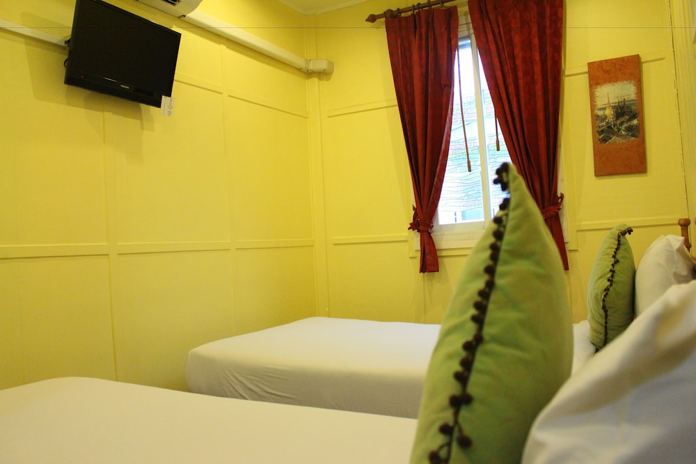 Deluxe Antique Room photo 2