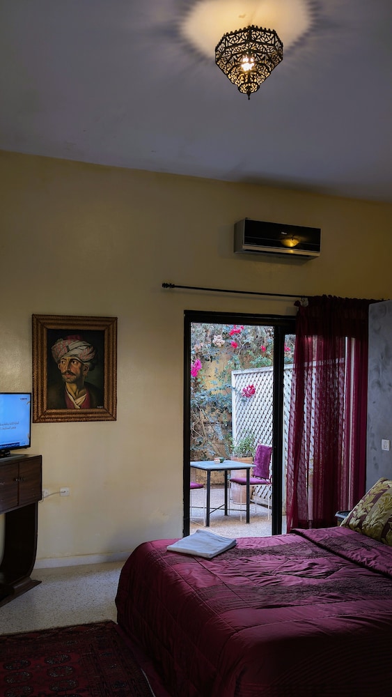 Comfort Chalet, Private Bathroom, Garden View