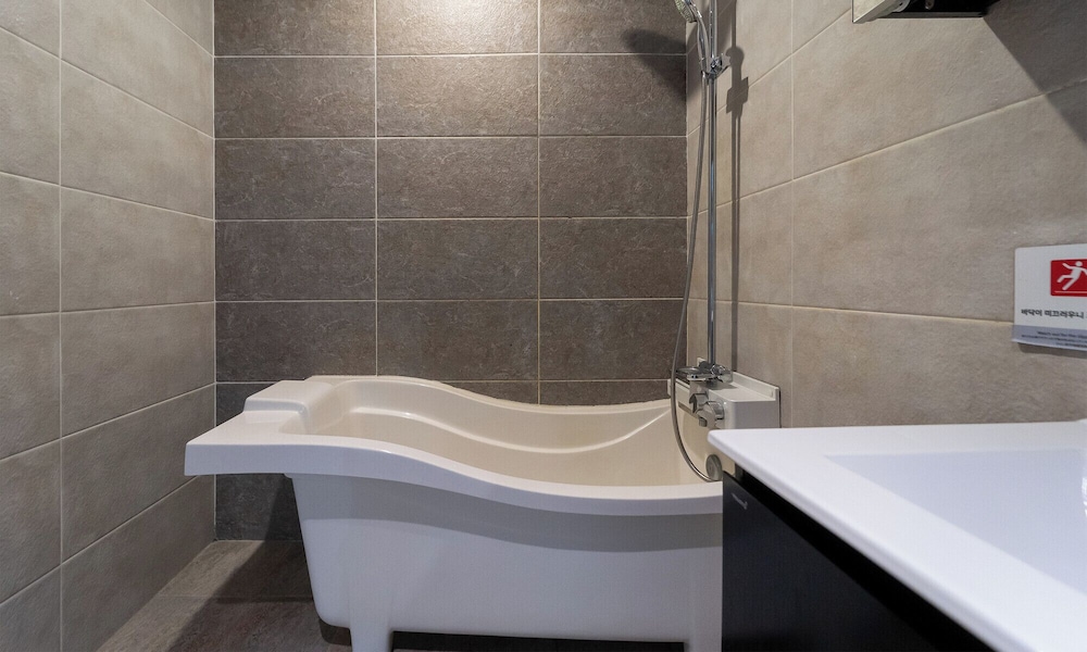 Superior Triple Room - Photo 14