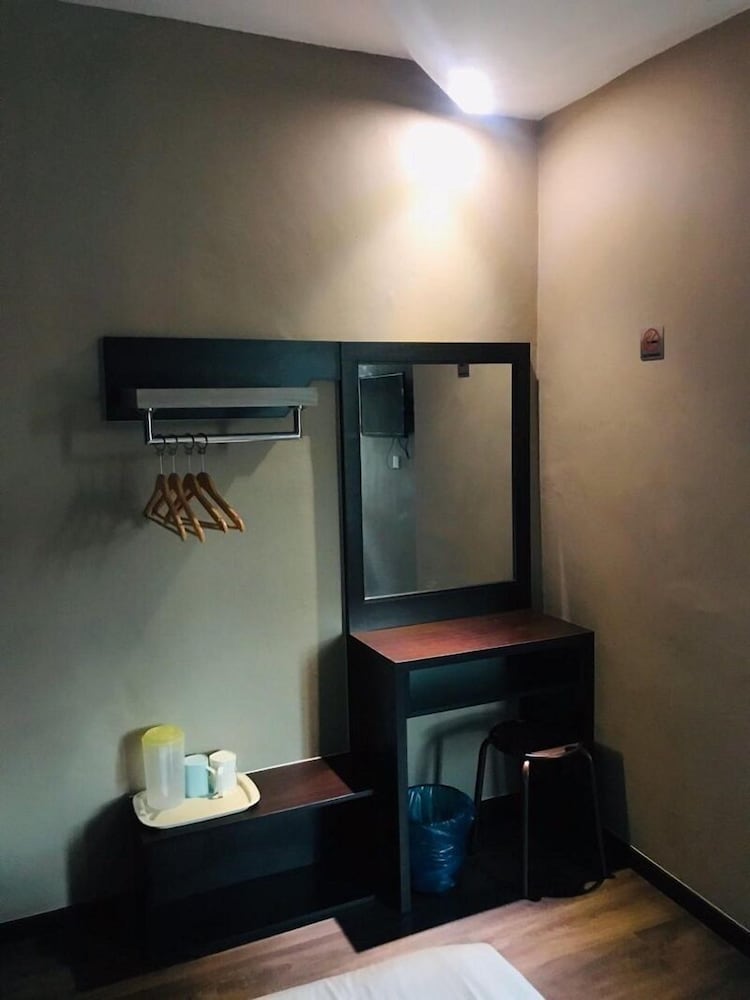 Standard Triple Room - Photo 6