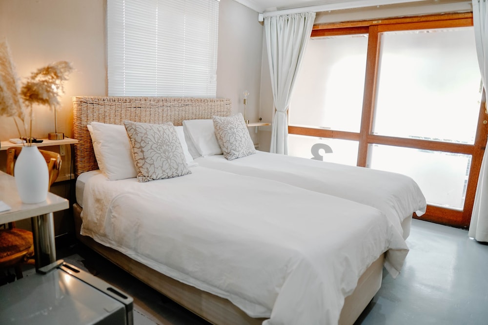 Standard Room photo 3