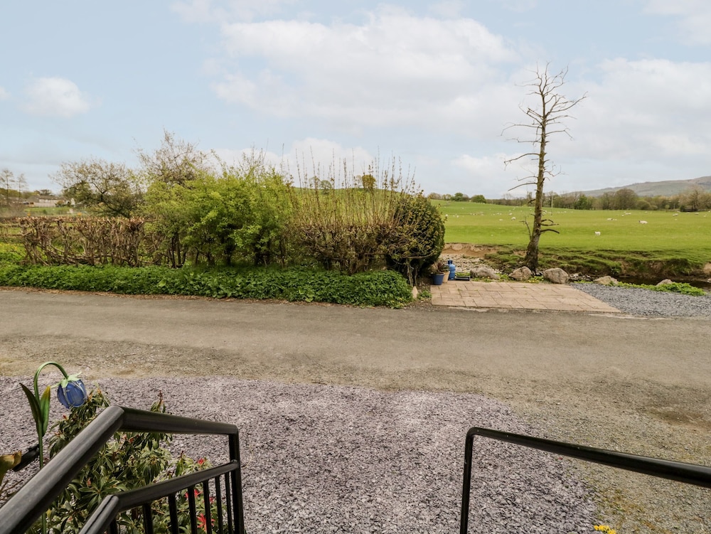 Cottage photo 2