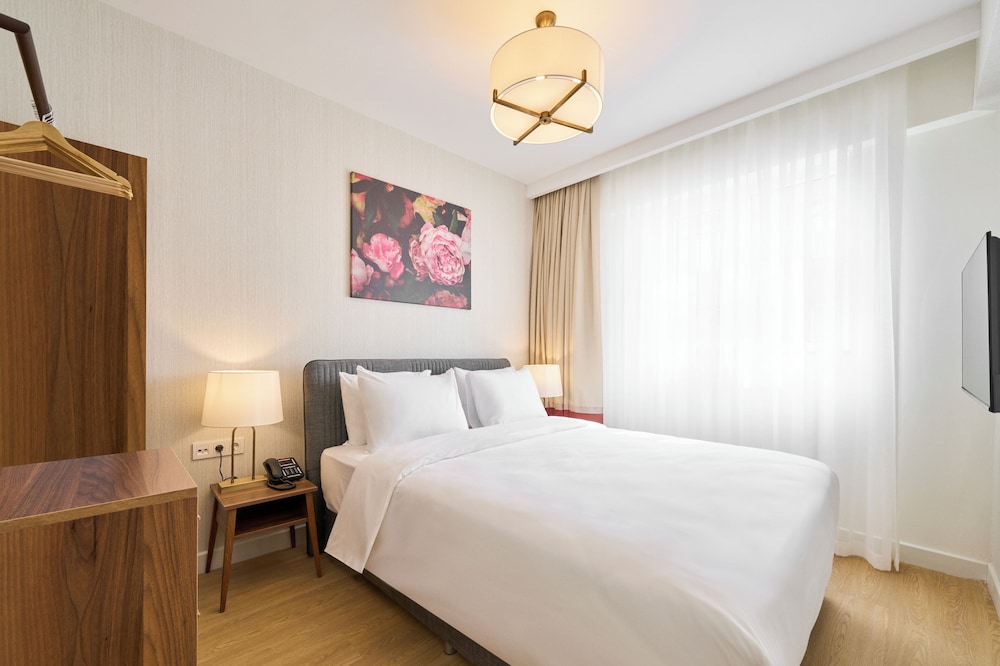 Apartment, 1 Bedroom, City View photo 2