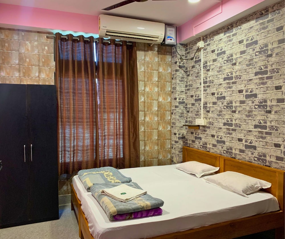 Deluxe Double Room, City View