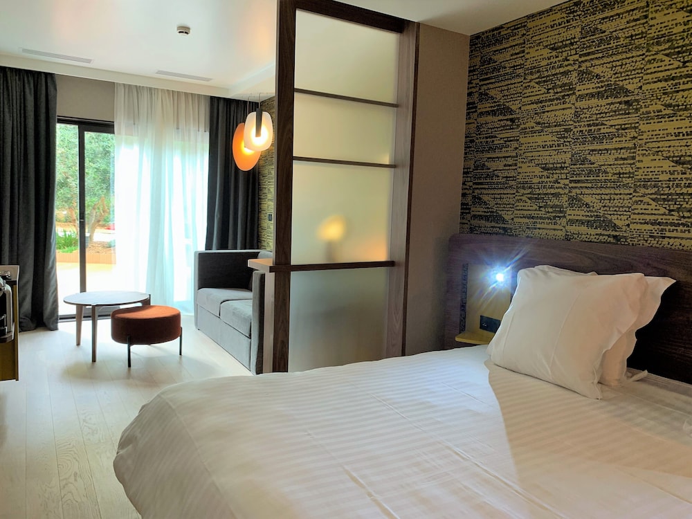 Executive Double Room, 1 Queen Bed with Sofa bed photo 1