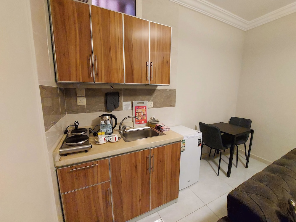 Junior Suite, 2 Twin Beds - Photo 2