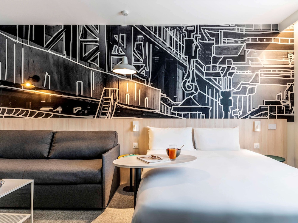 Standard Suite, Multiple Beds - Photo 4