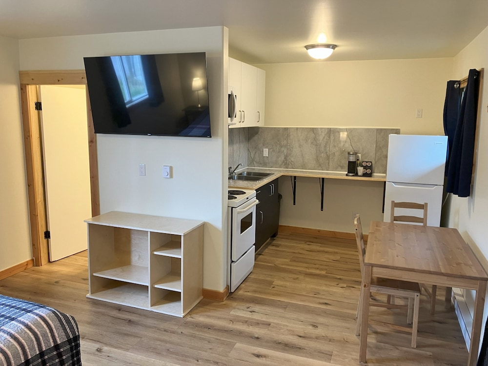 Business Studio, Kitchen photo 2
