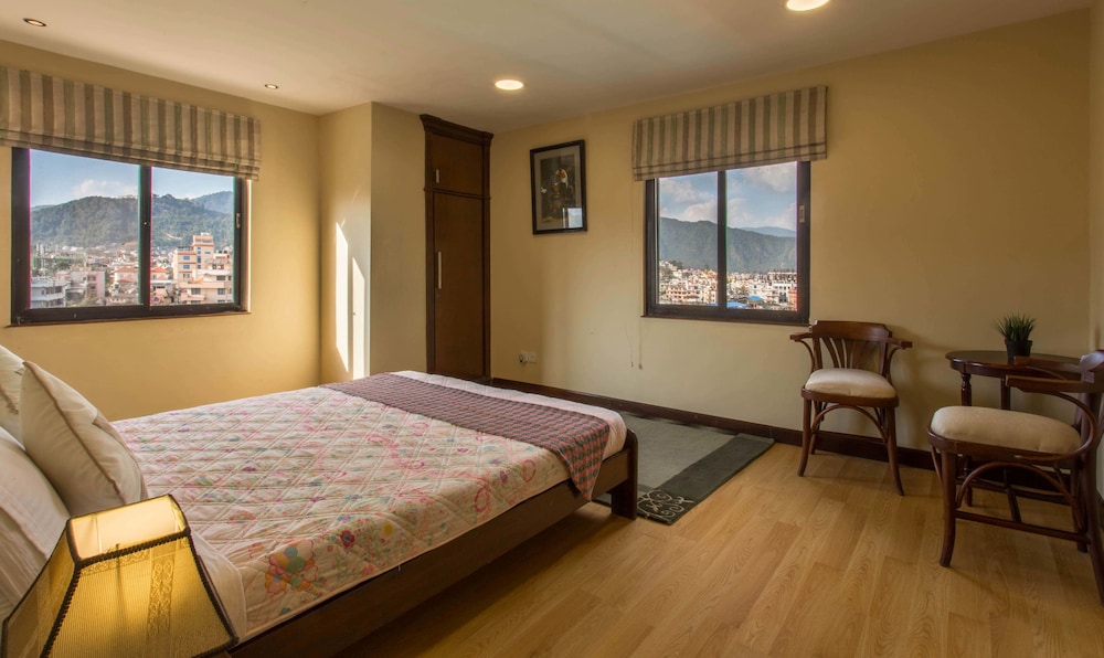 Luxury Penthouse, 2 Bedrooms, Non Smoking, Mountain View photo 3