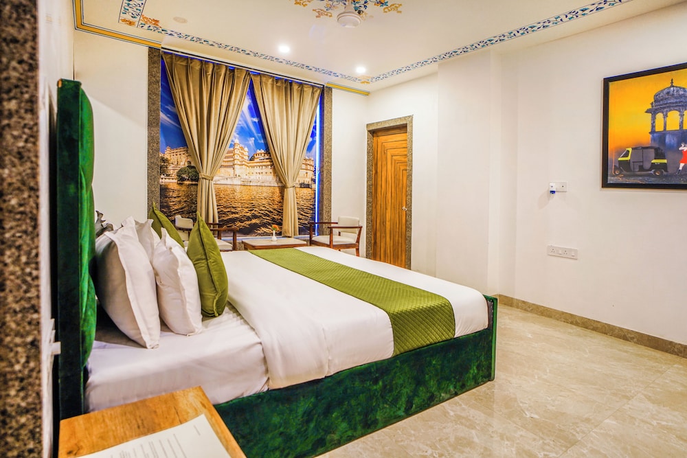 Executive Room - Photo 6