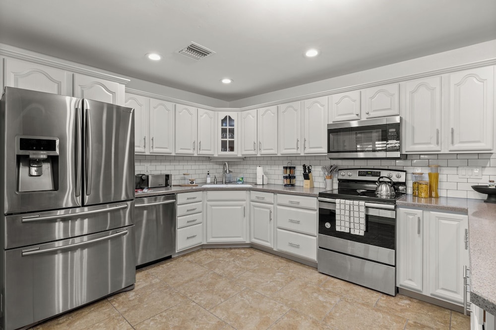 Weldon Ave Stunning Old-town Ranch Home - OMG, Zdjęcie 18