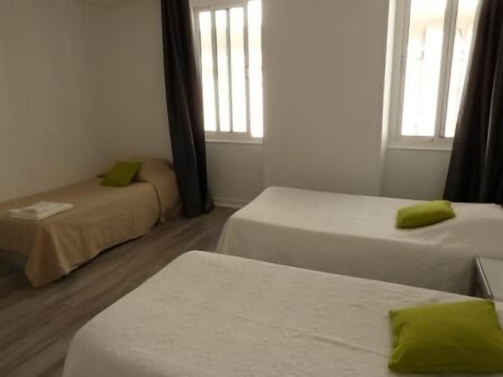 Triple Room - Photo 3