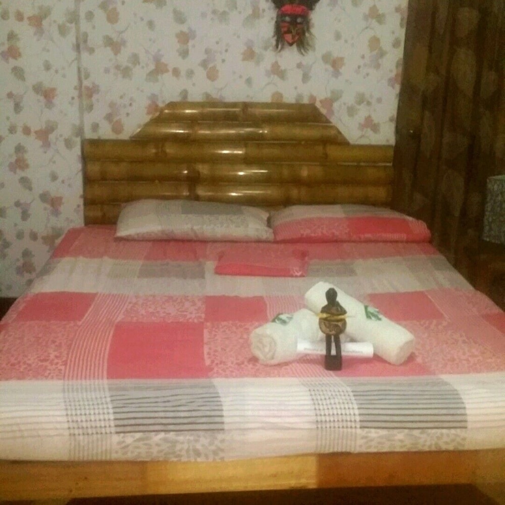 Budget Double Room photo 3