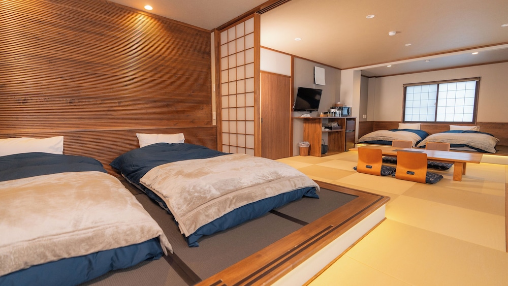 Modern Japanese-Style Room 203