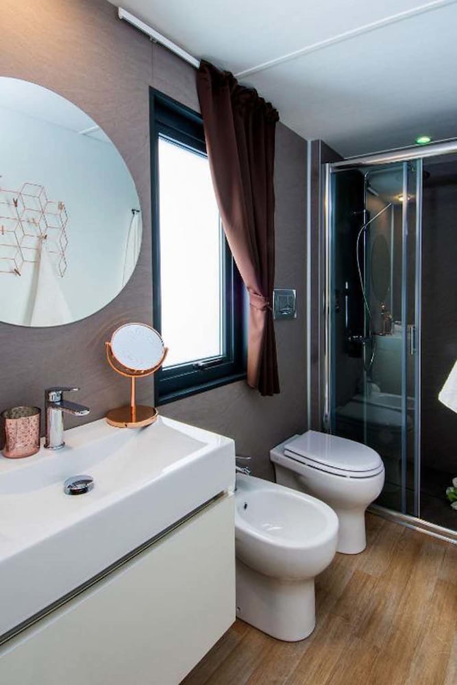 Deluxe Mobile Home, 2 Bedrooms, Terrace, Sea View (E14) photo 2