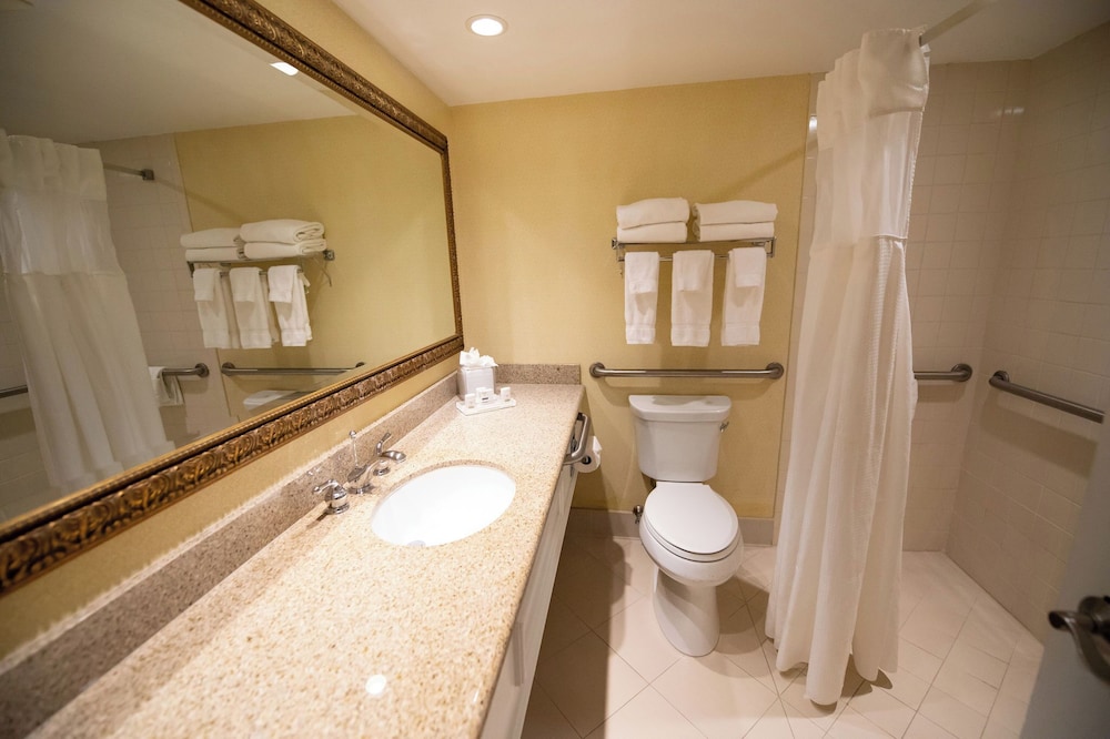 Room, 2 Double Beds, Accessible (Roll-In Shower)