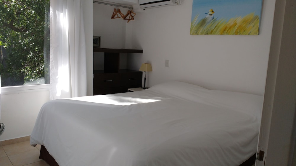 Classic Apartment photo 1