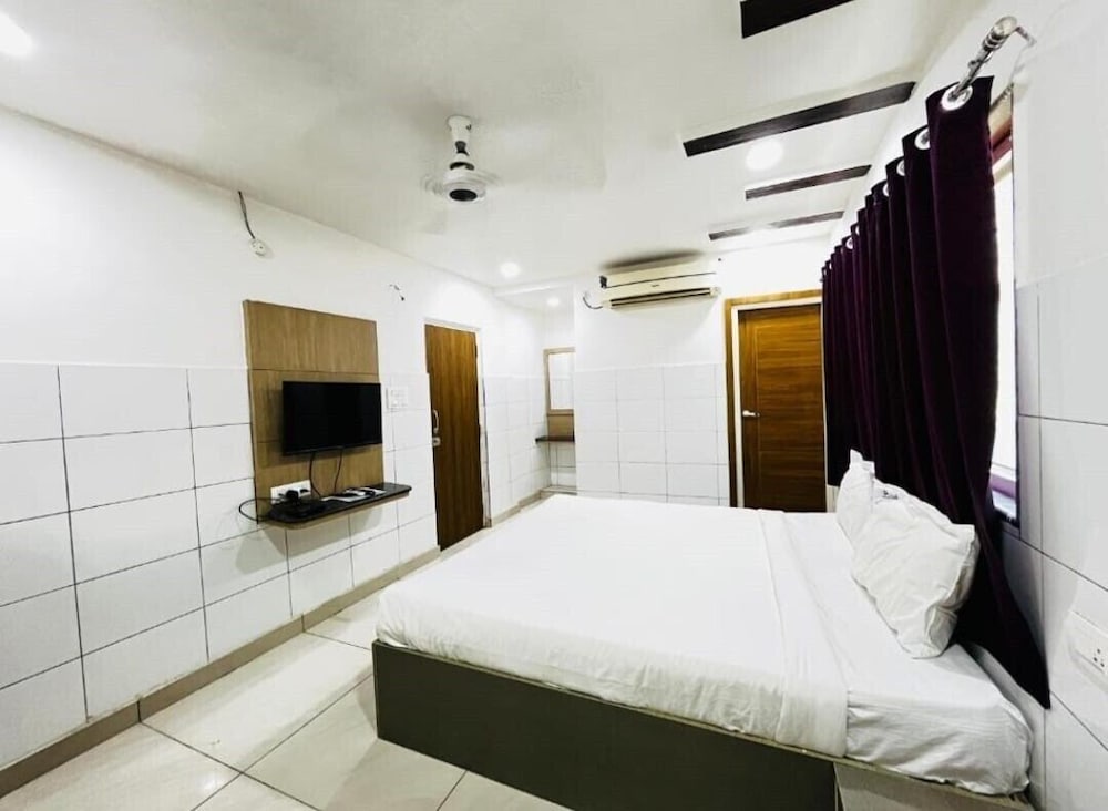 Classic Room - Photo 2
