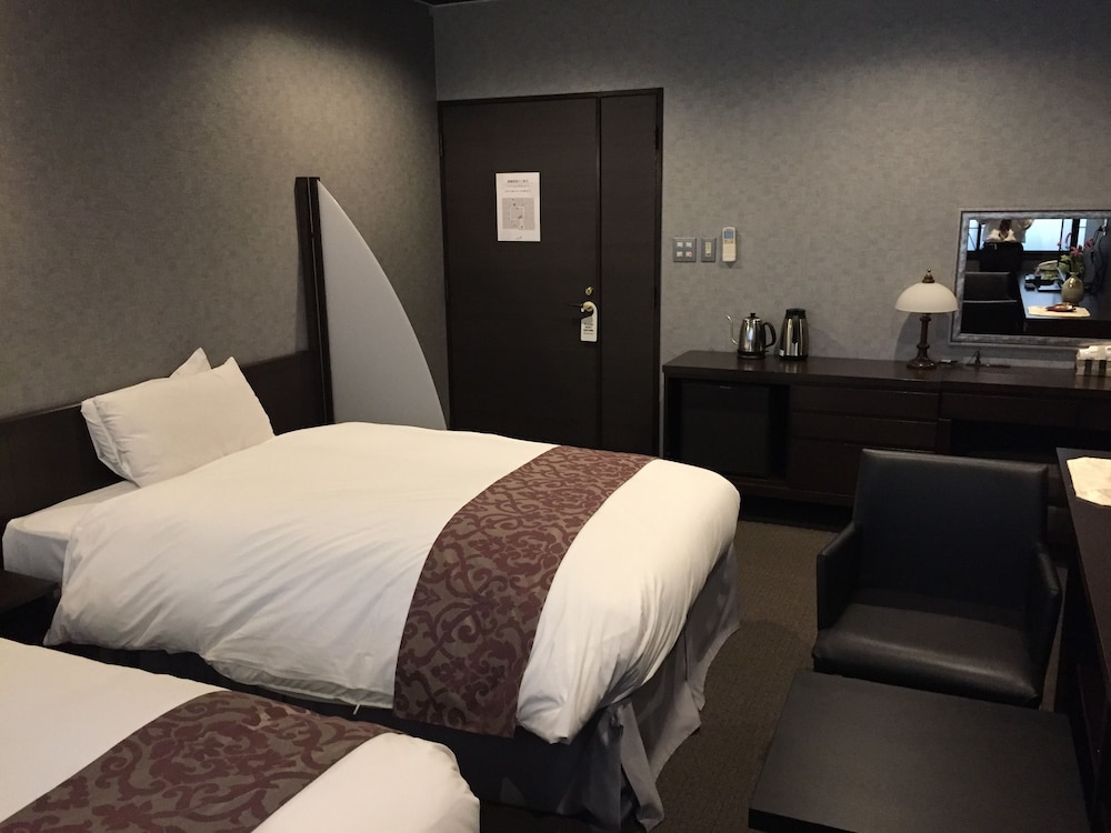 Superior Twin Room, Non Smoking photo 3
