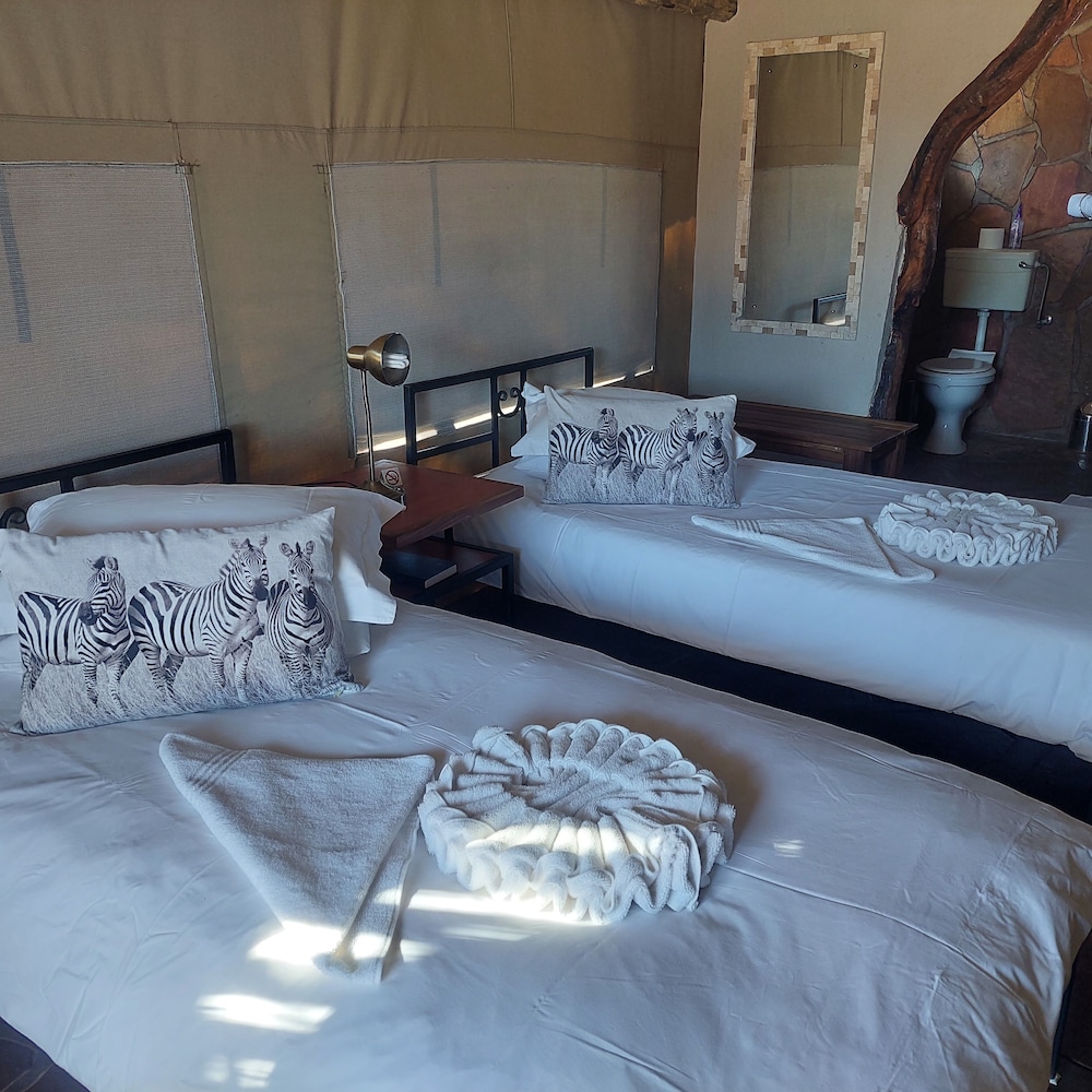 Standard Twin Room (Tented Chalets) photo 1