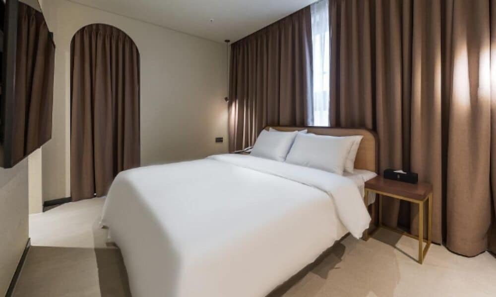 Royal Suite - Photo 2