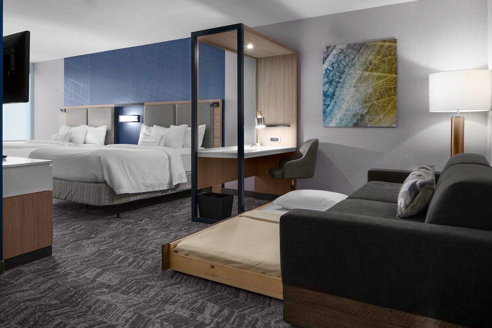 Suite, 2 Queen Beds