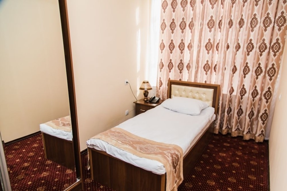 Standard Single Room, Shared Bathroom