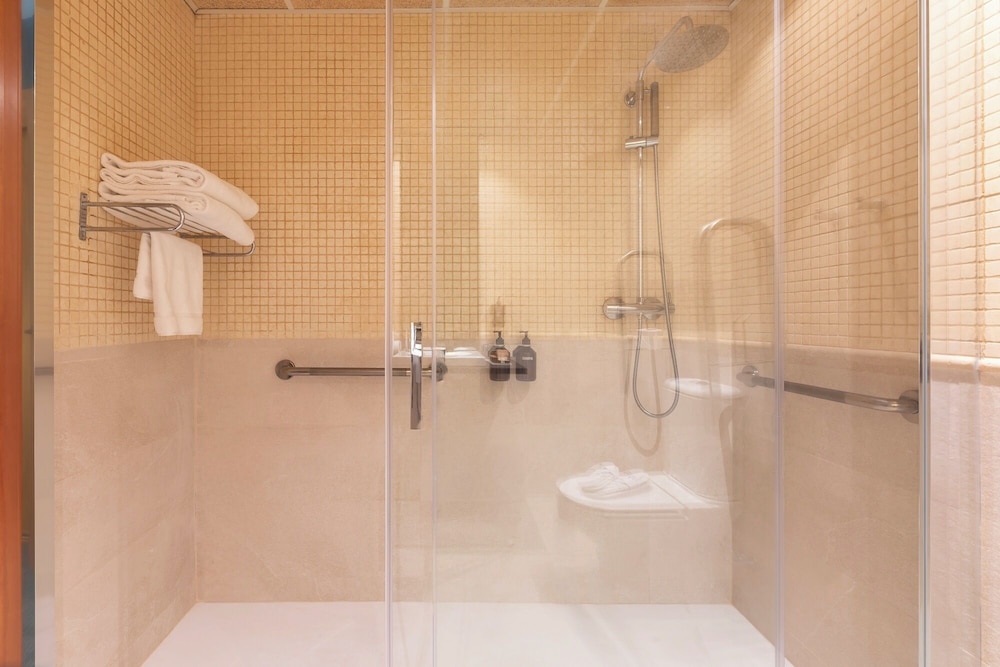 Superior Double or Twin Room - Photo 6
