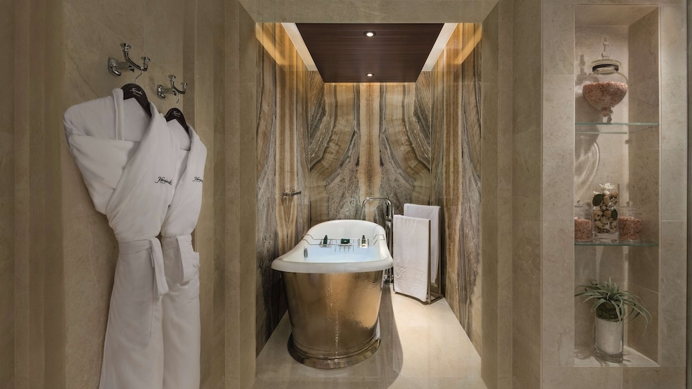 Aspen Three-Bedroom Ski Chalet-Access to Snow Park in Ski Dubai for 2 (once per stay),Private Butler