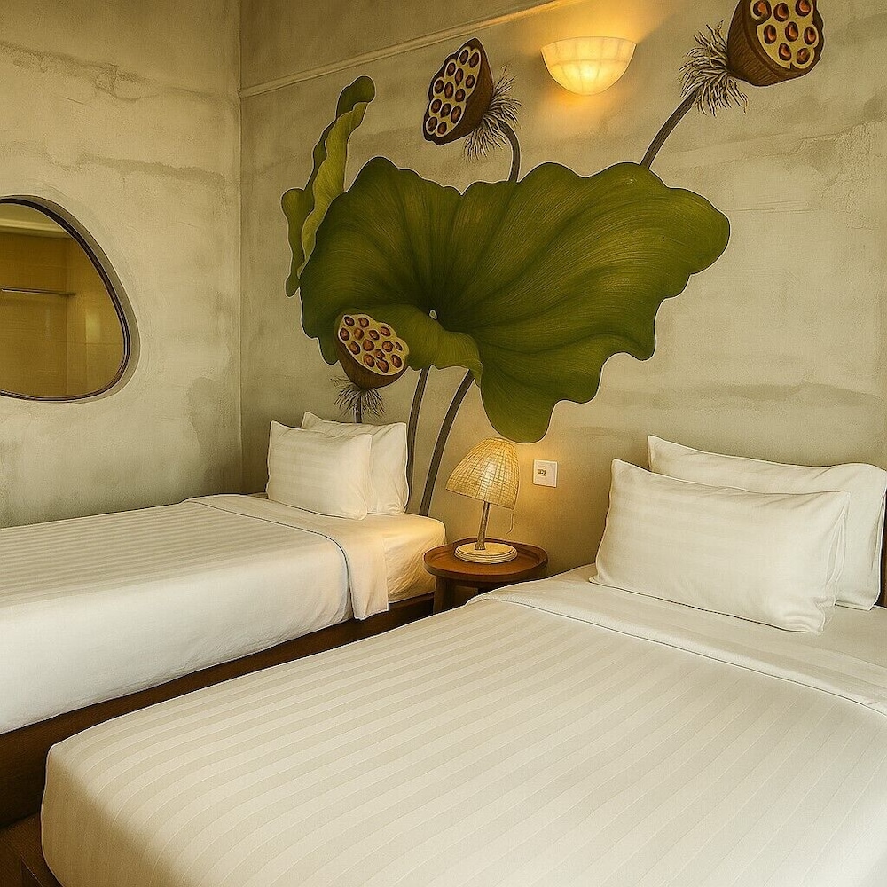 Superior Room, City View - Photo 5