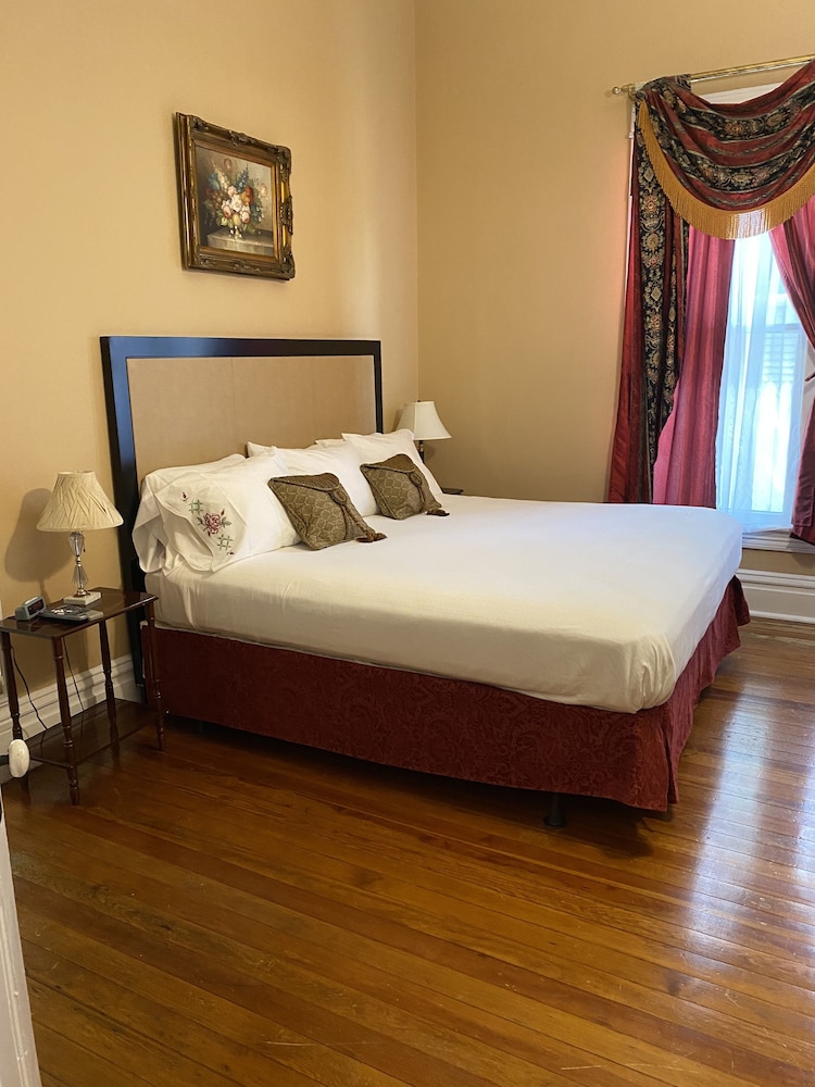 Burgandy Room (First Floor) photo 1
