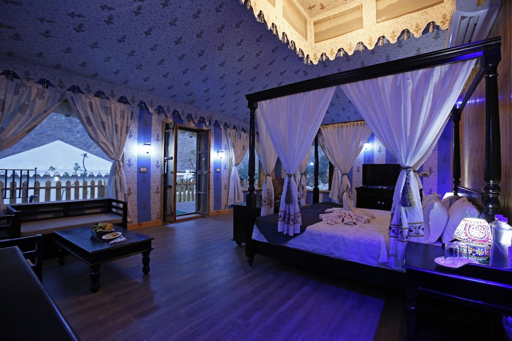 Luxury Tent photo 1