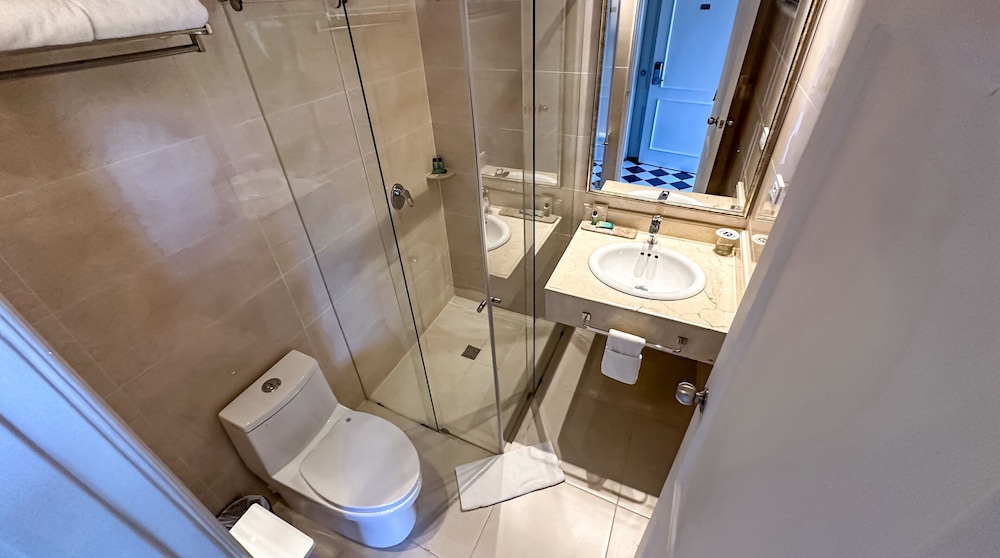 Standard Room - Photo 5