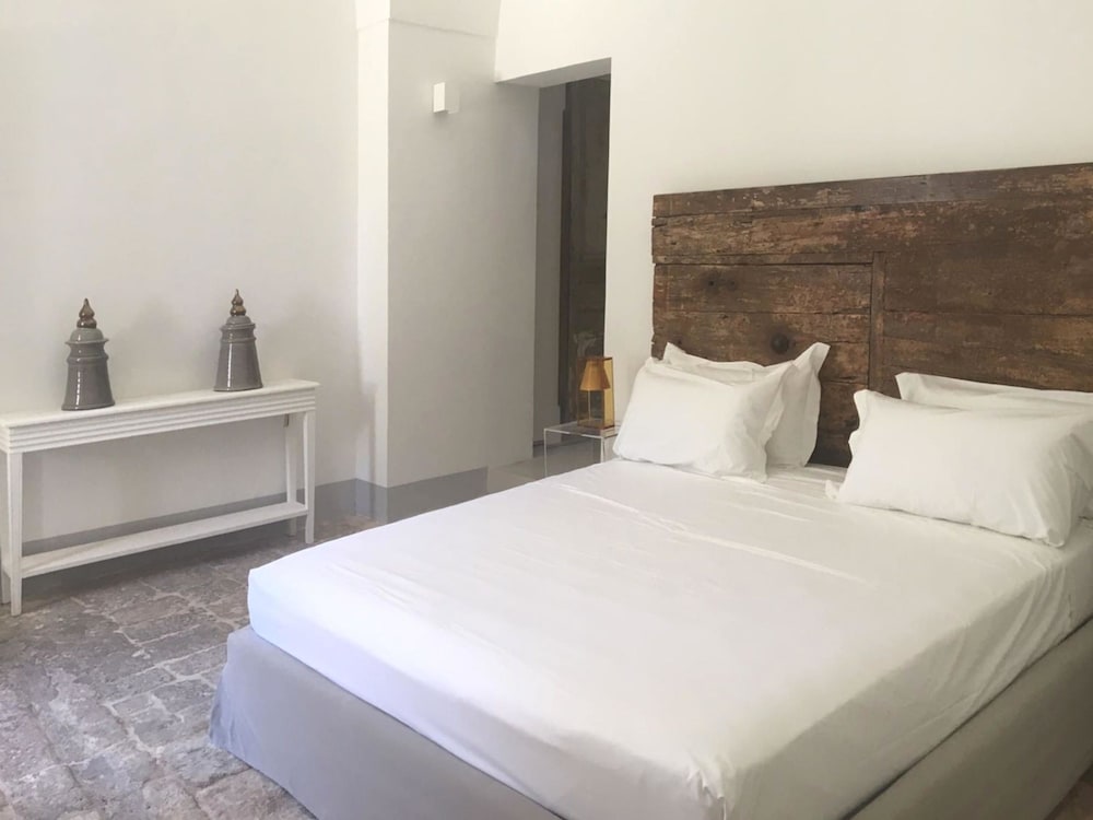 Exclusive Apartment, 2 Bedrooms, Patio, Garden View photo 1