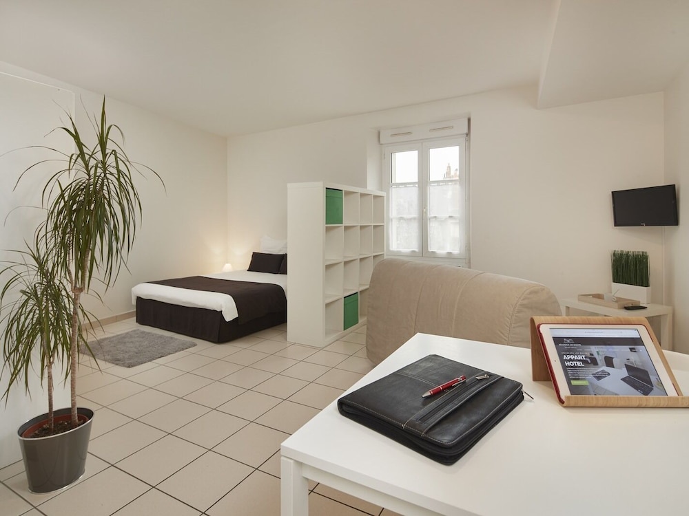 Family Studio, Ensuite, Garden View