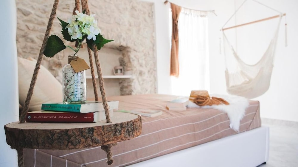 Deluxe Room, Partial Sea View