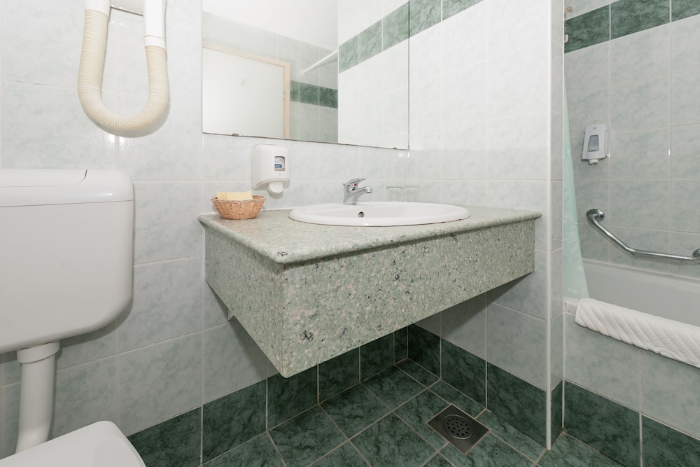 Superior Apartment - Photo 6