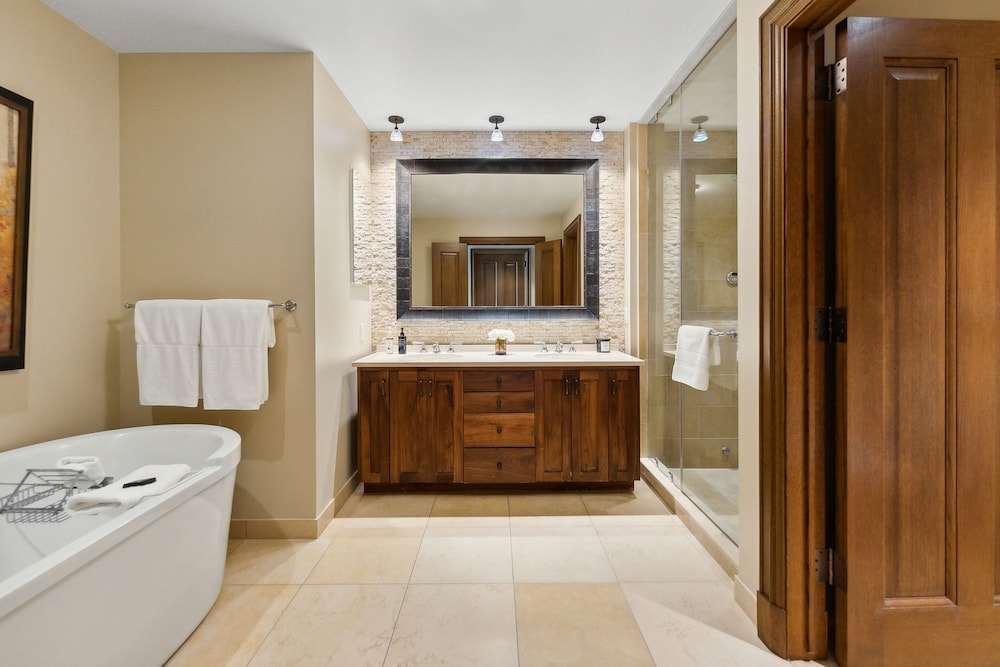 Room, 2 Bedrooms - Photo 22